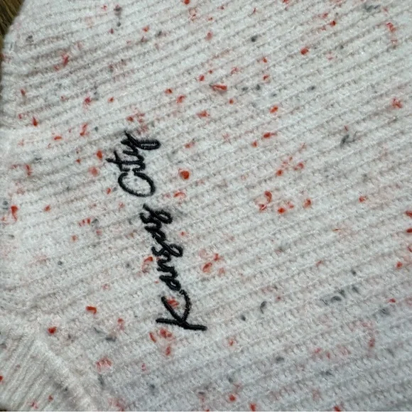 WEAR by Erin Andrews KC Chiefs Sweater - Picture 4 of 6